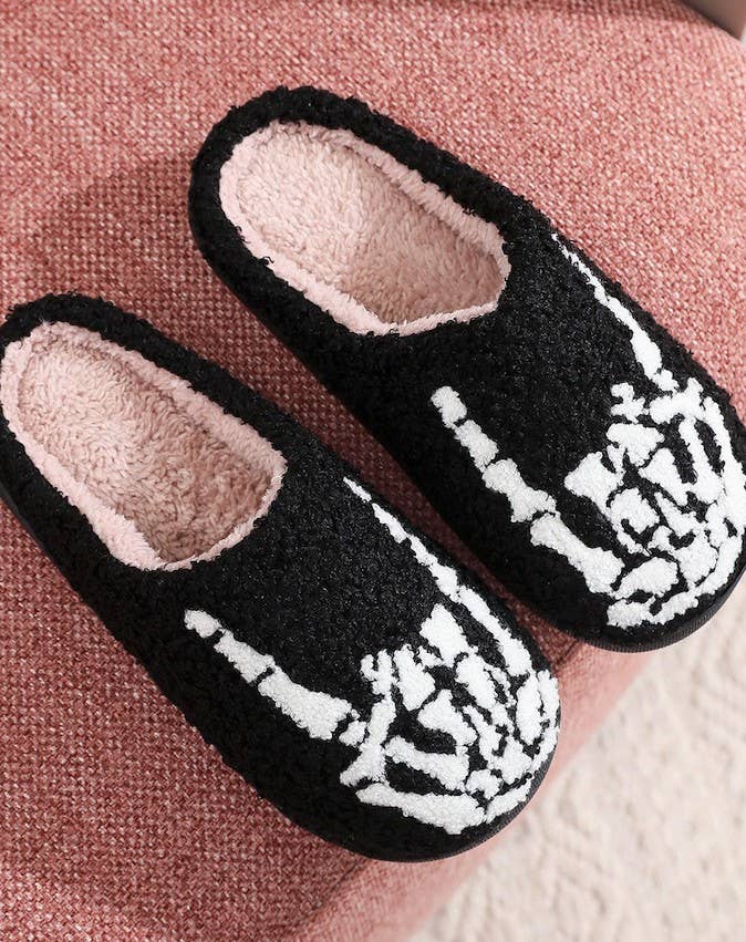Pumpkin & Ghost Slippers – Cozy Fall Vibes | CORGI CANDLE