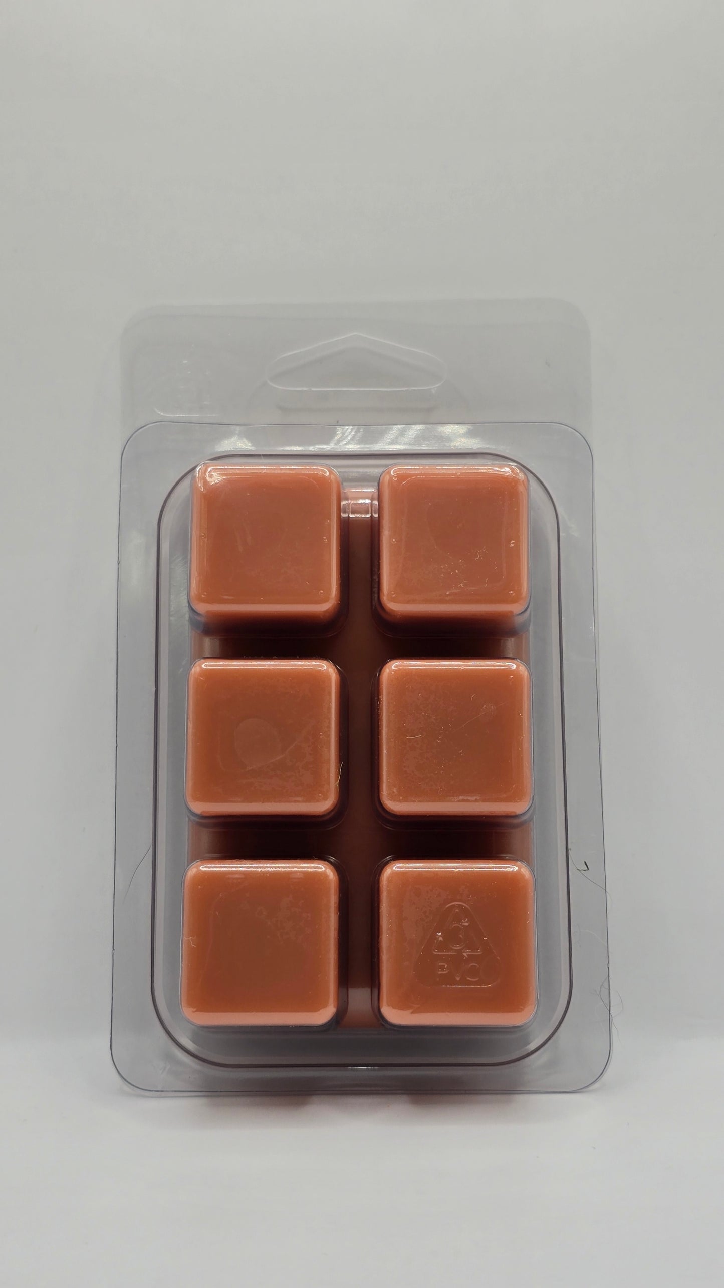 Cinnamon Apple Crumble soy wax melt made with eco-friendly wax by CORGI CANDLE. Back view of package.