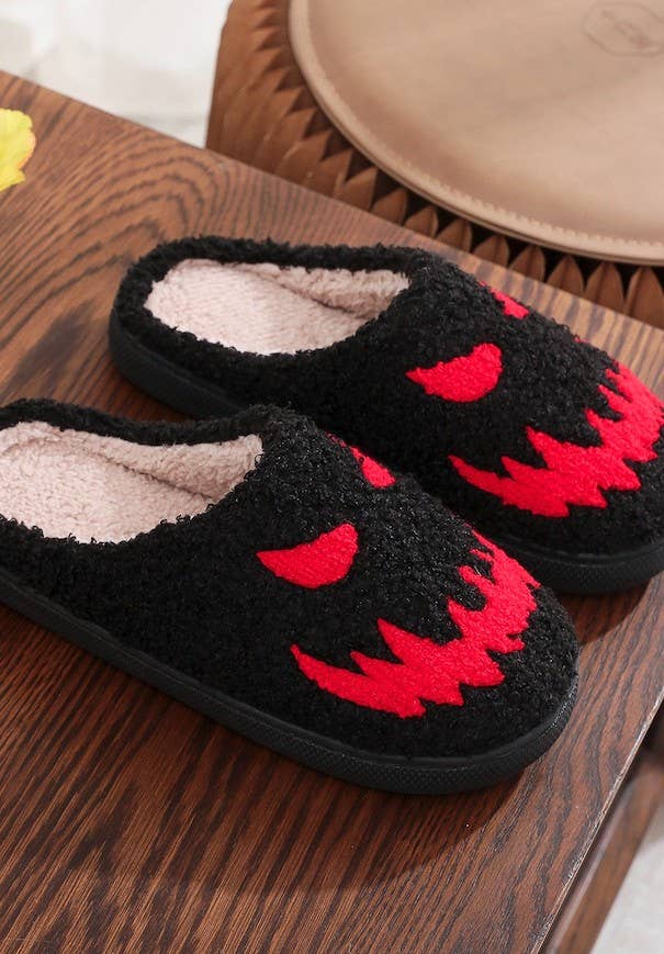 Pumpkin & Ghost Slippers – Cozy Fall Vibes | CORGI CANDLE