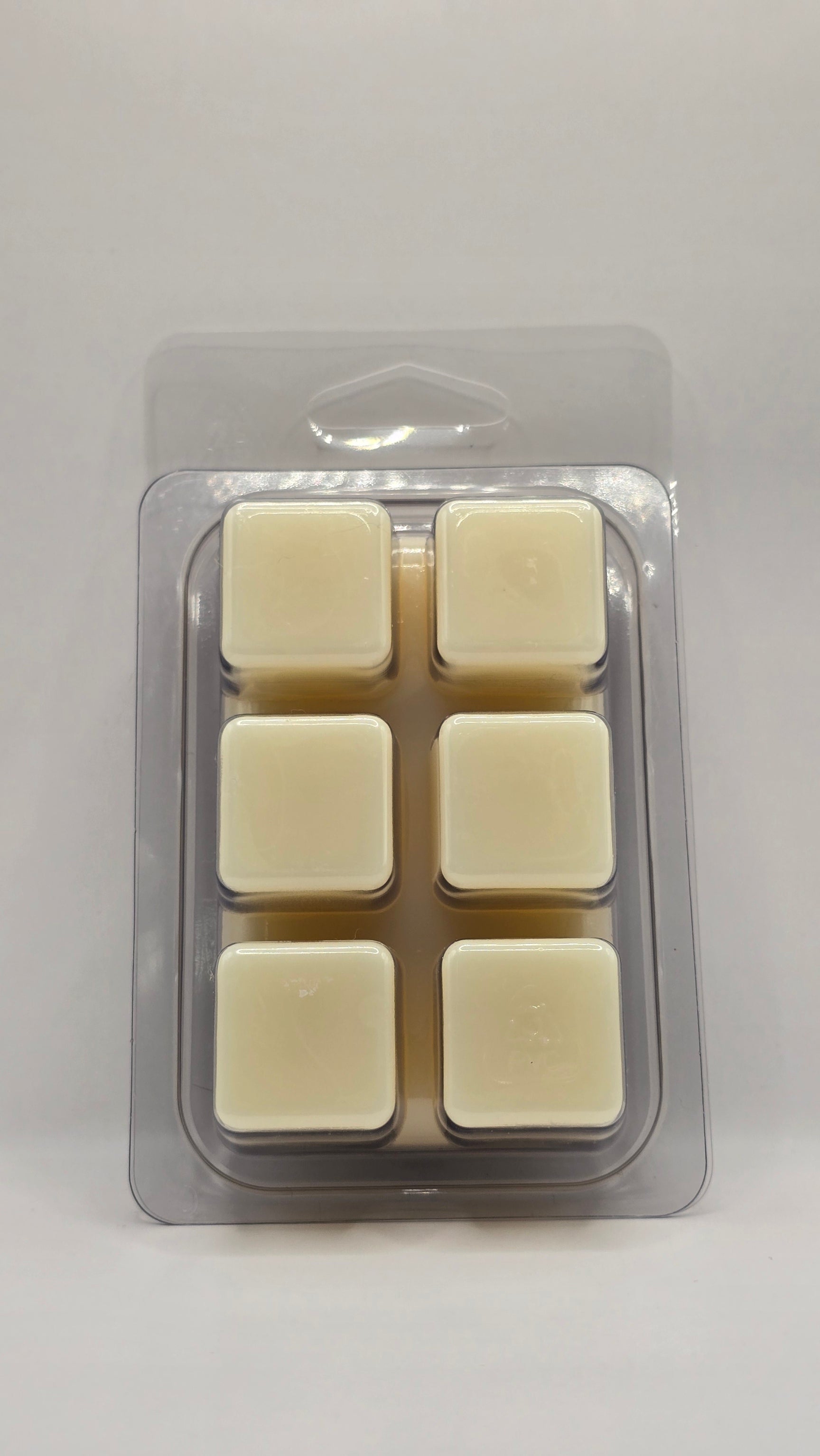 Lemongrass soy wax melt made with eco-friendly wax by CORGI CANDLE. Back view of package.